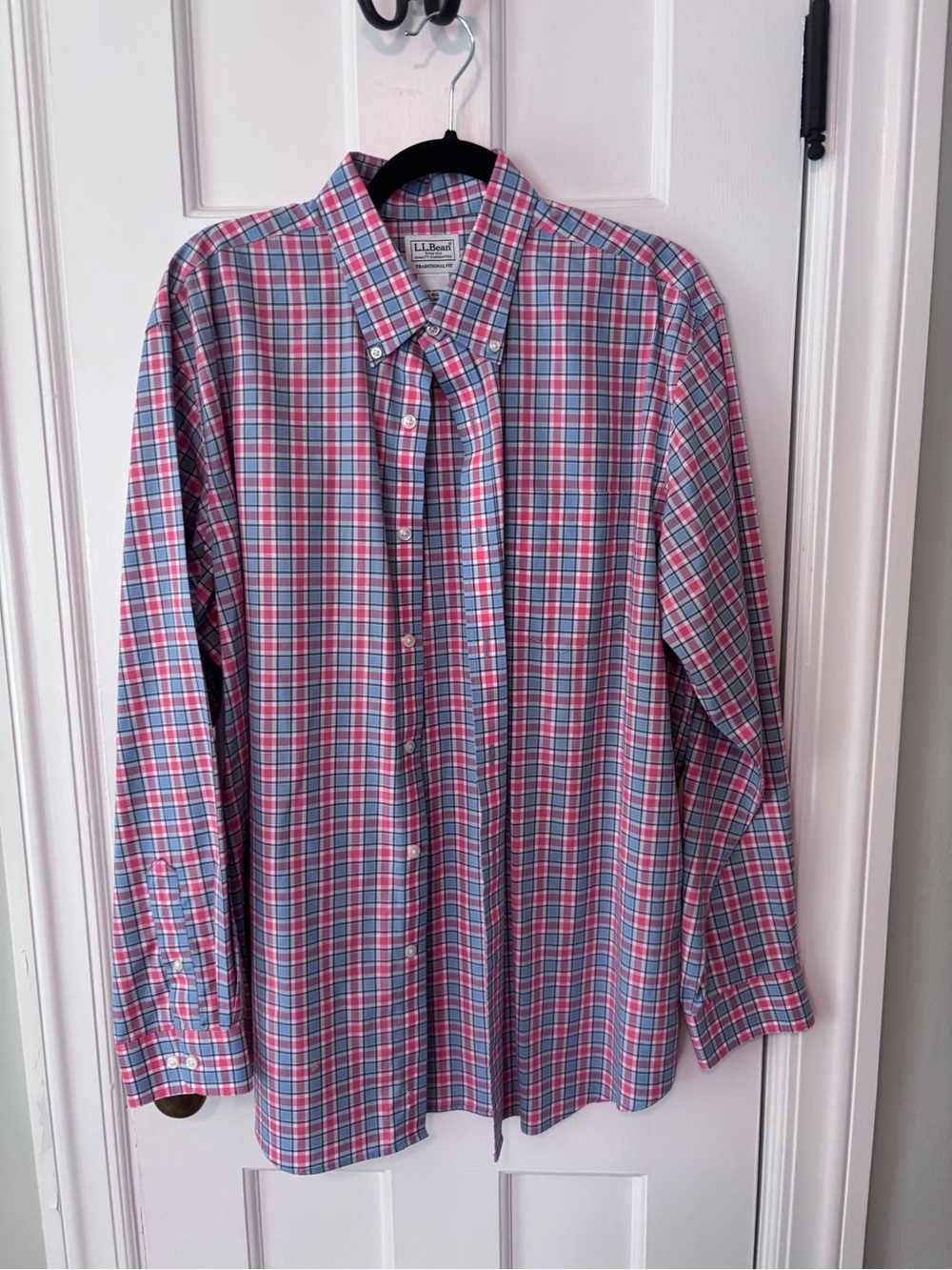 L.L. Bean Men’s Pink and Blue Plaid Long-Sleeve Button-Down Shirt